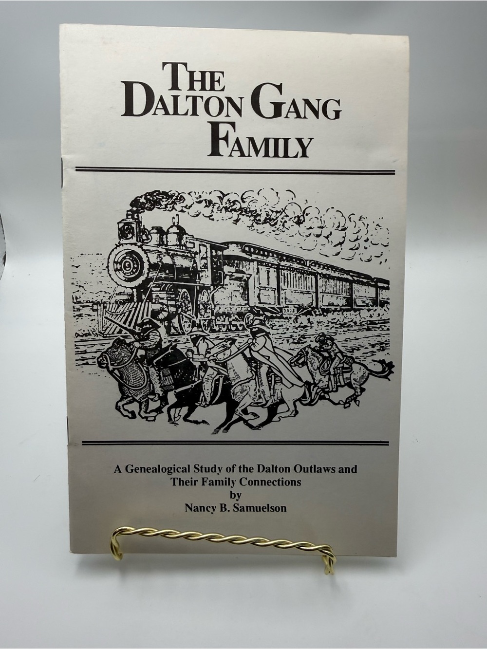 Source Unknown Beige and Black Dalton Gang Family Genealogical Study